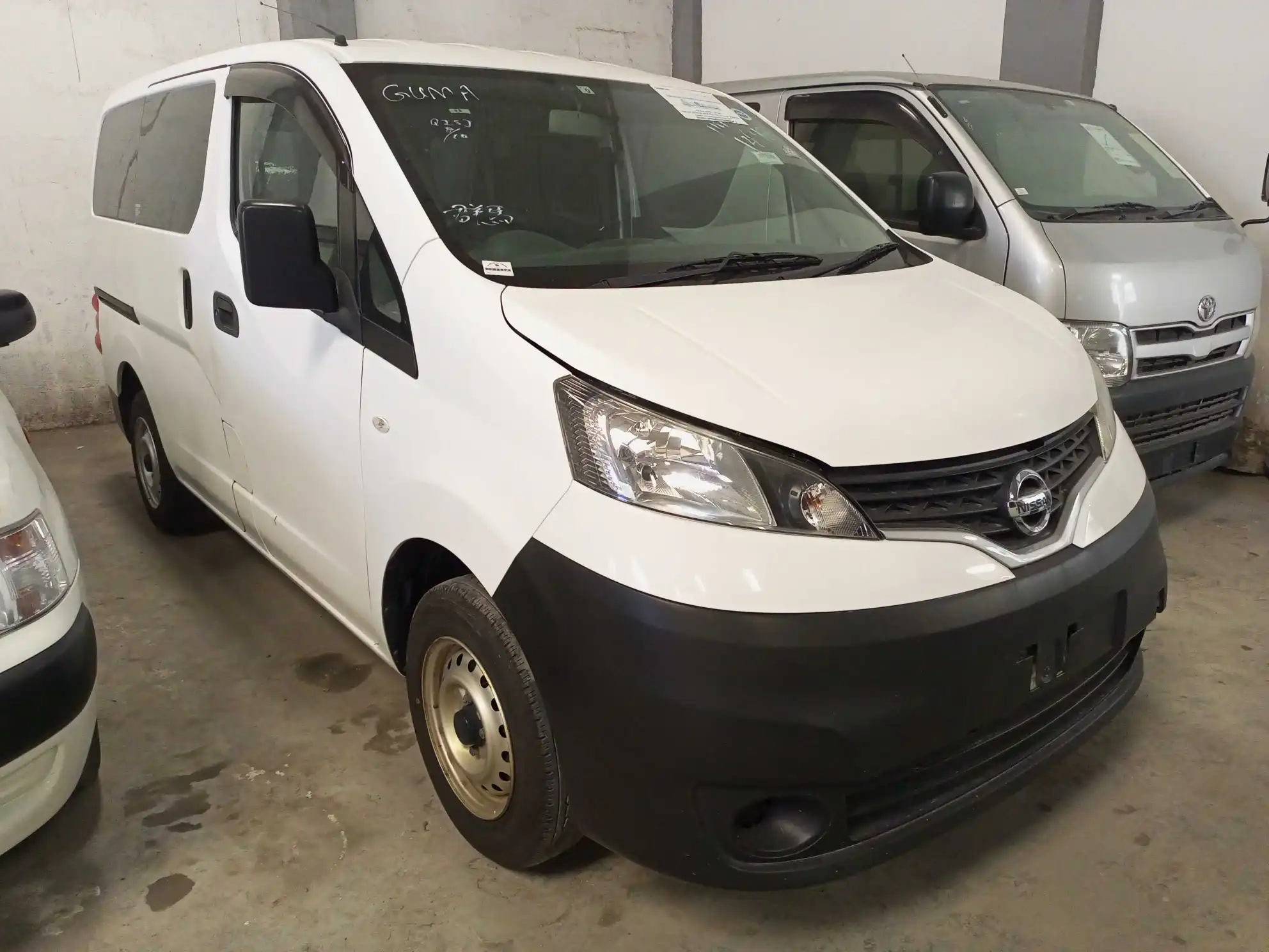 Nissan NV200 2015 Price, Features, Images & Specs