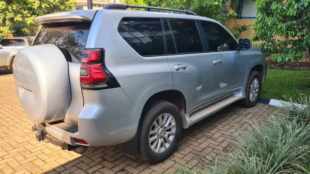 Toyota Landcruiser prado TG.L   - 2015