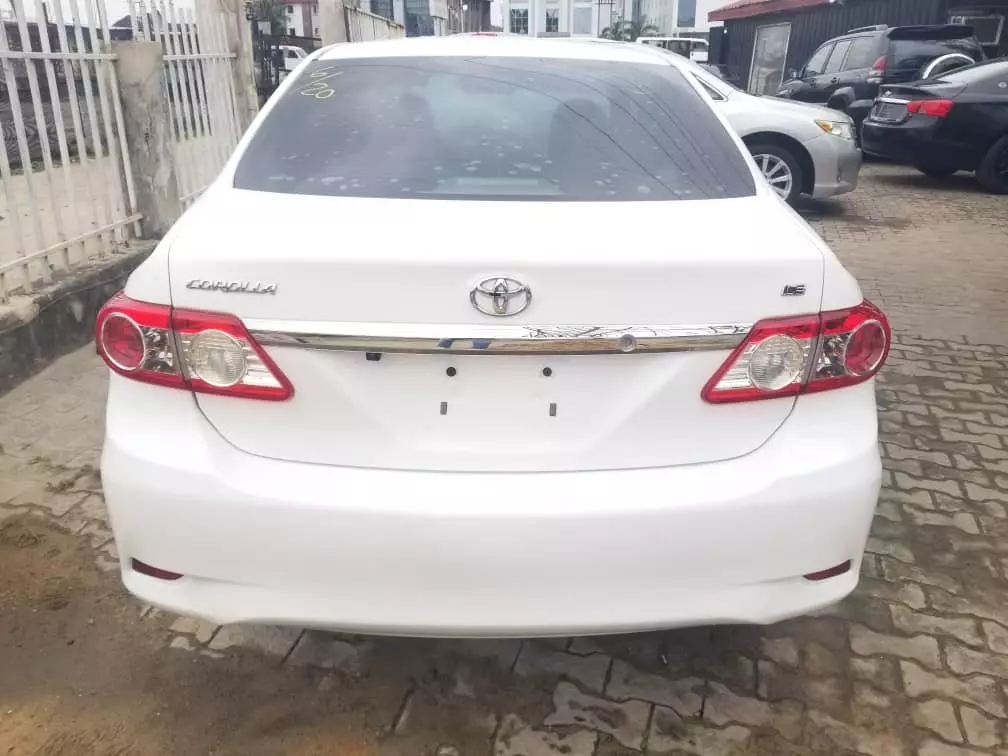 Toyota Camry   - 2013