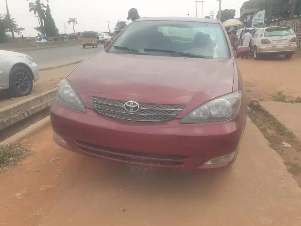 Toyota camry   - 2005