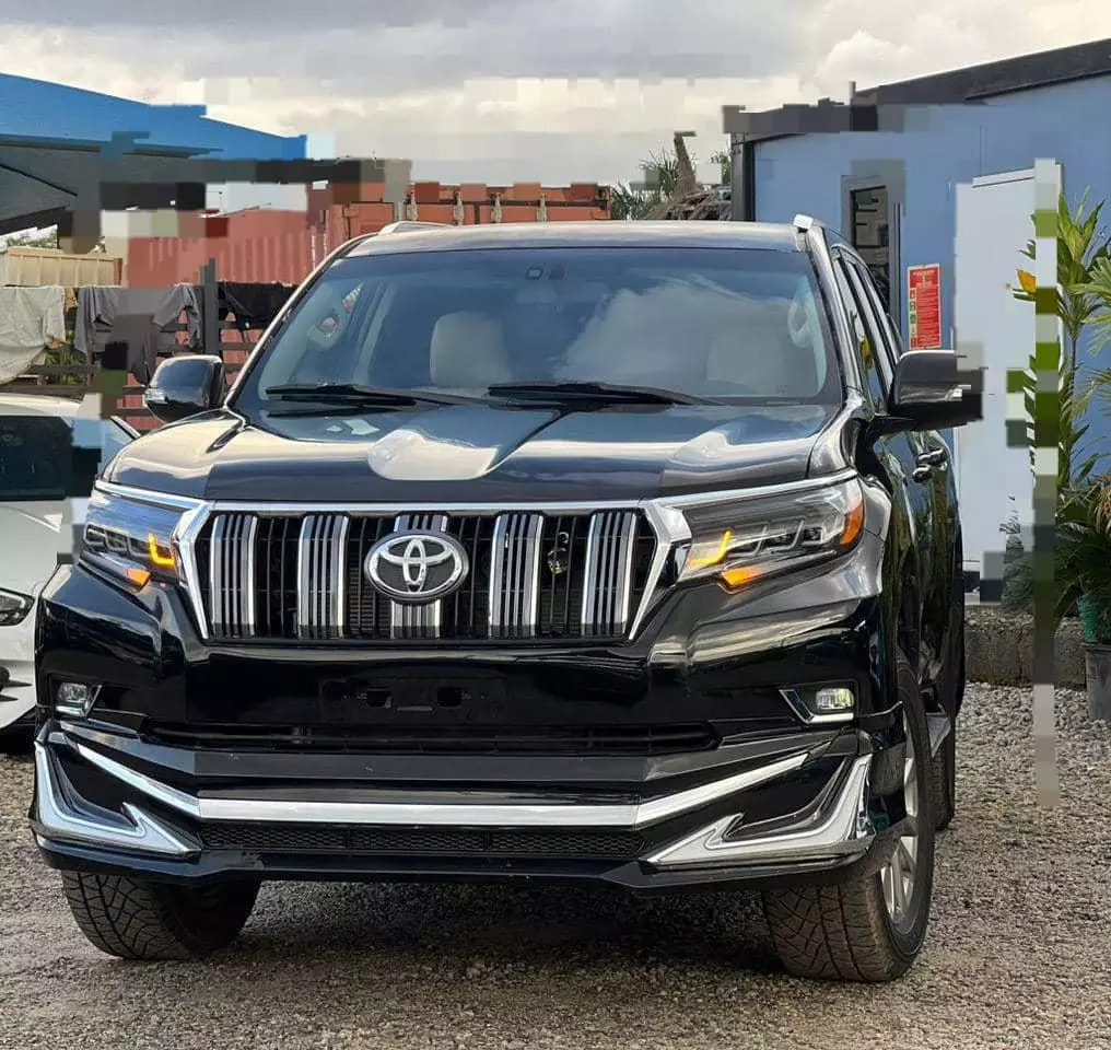 Toyota Land Cruiser Prado VX.L