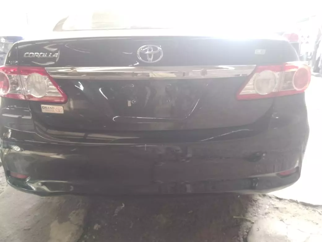 Toyota Camry   - 2012