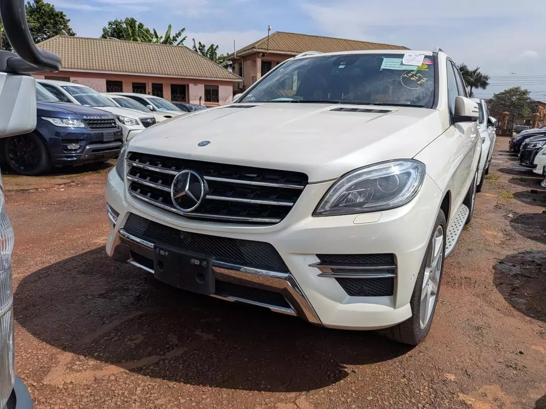 Mercedes-Benz ML 350   - 2013