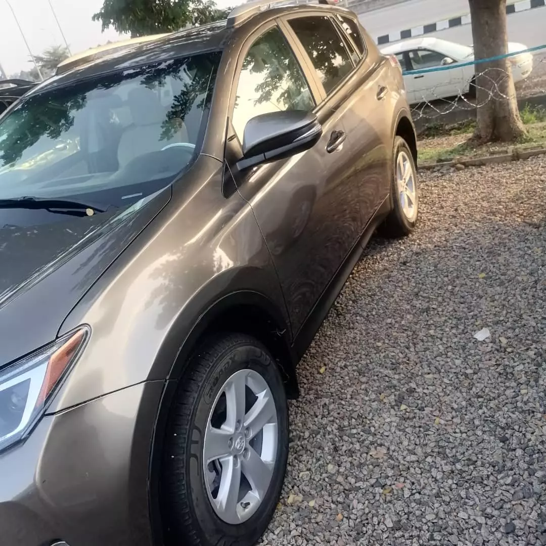 Toyota RAV4   - 2014