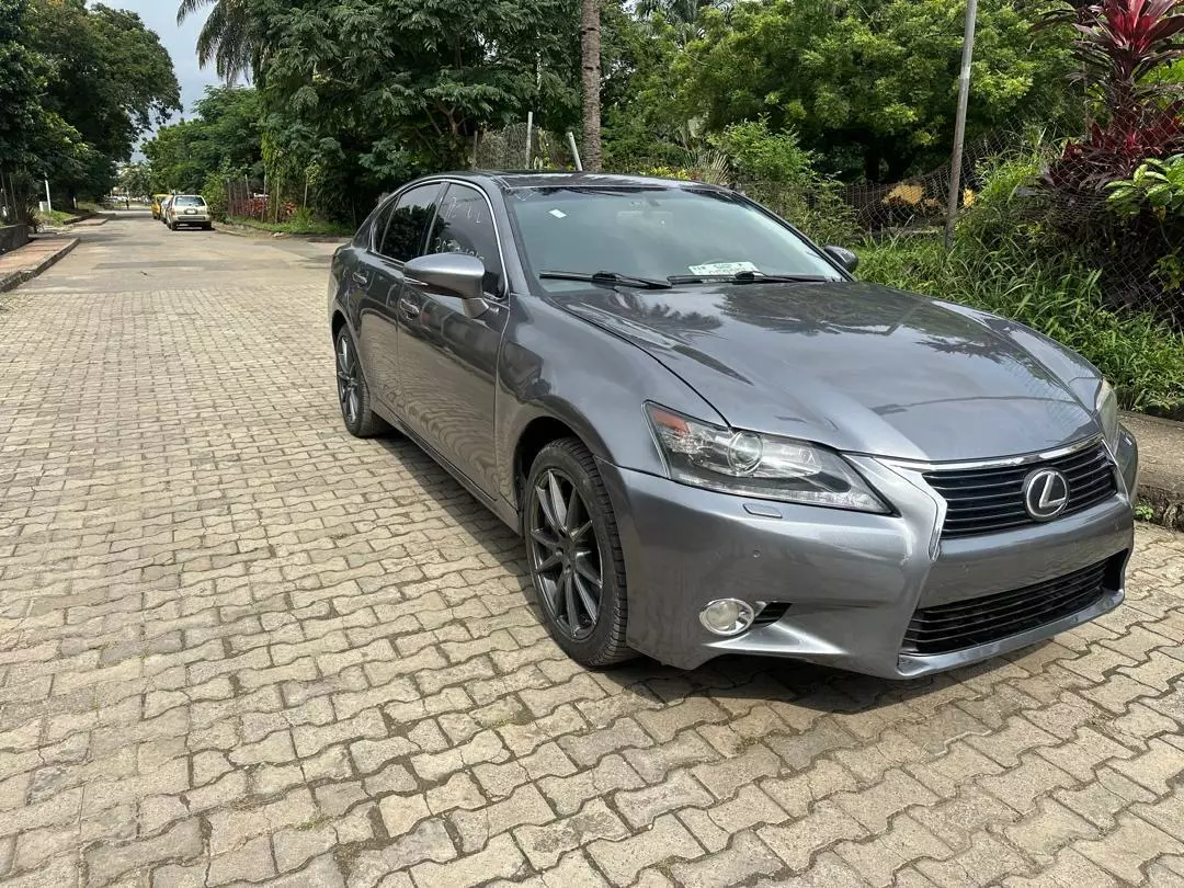 Lexus GS   - 2015