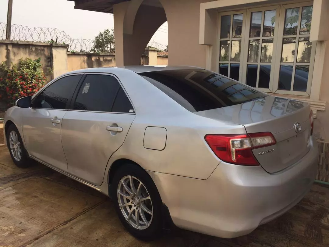 Toyota Camry   - 2012