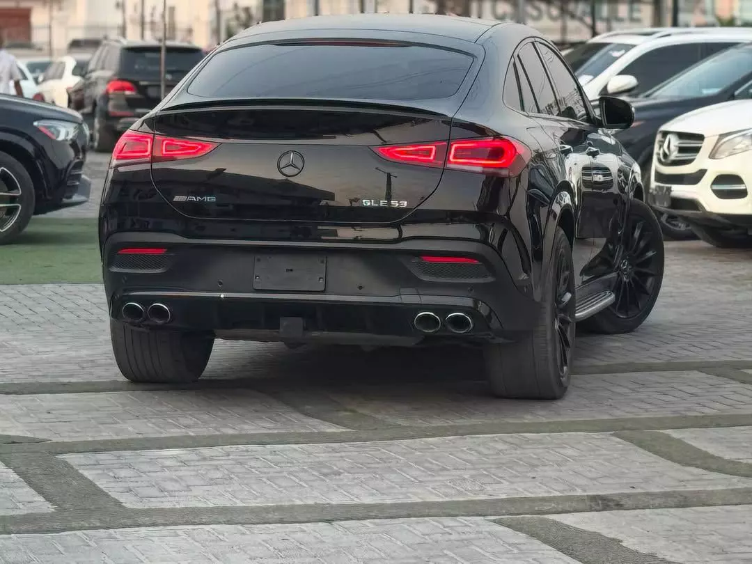 Mercedes-Benz GLE 53 AMG   - 2021