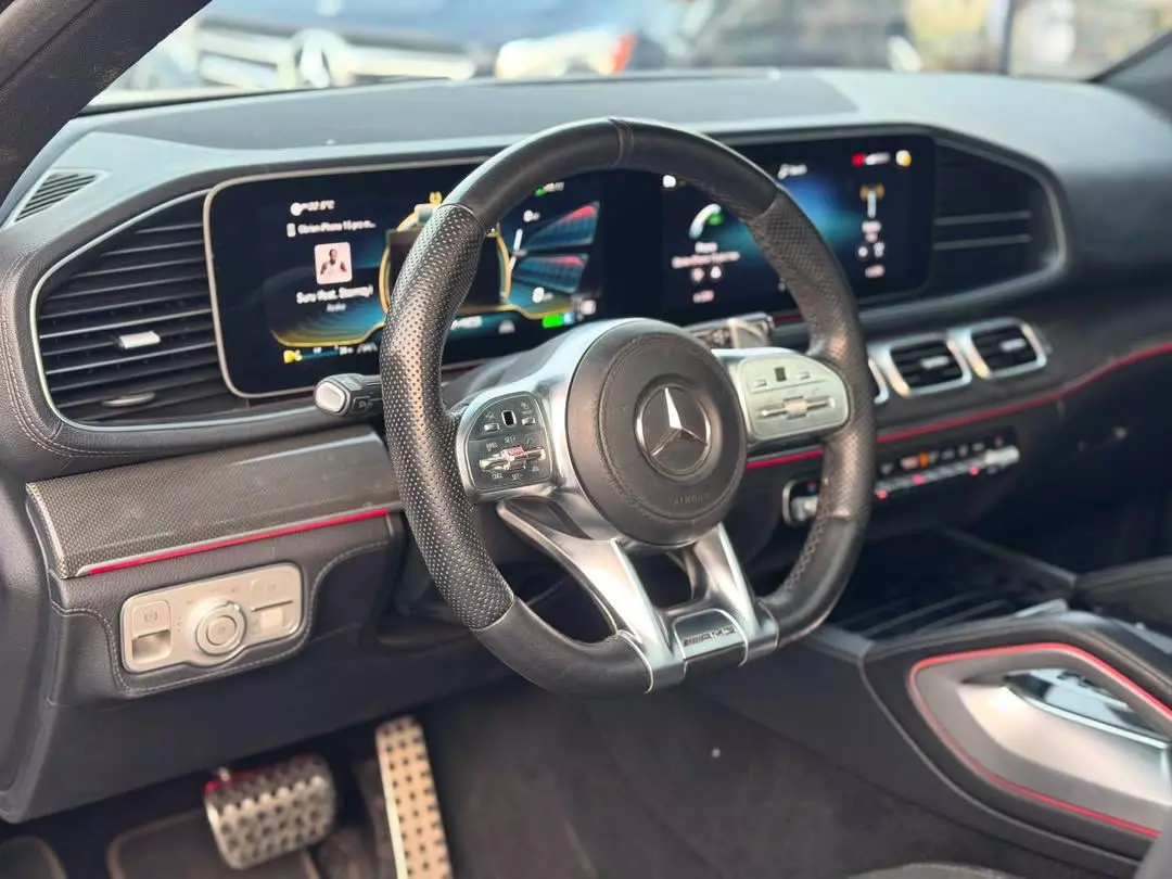 Mercedes-Benz GLE 53 AMG   - 2021