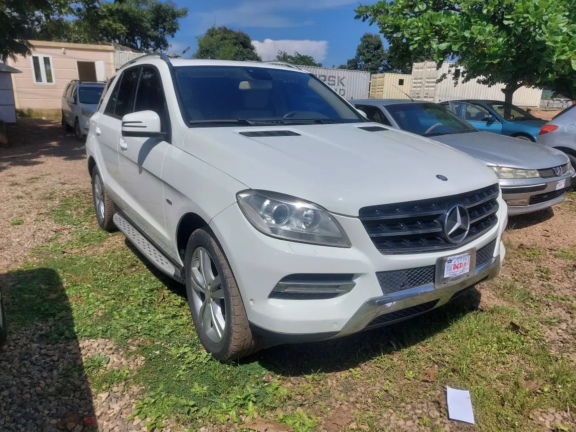 Mercedes-Benz Ml-class   - 2012