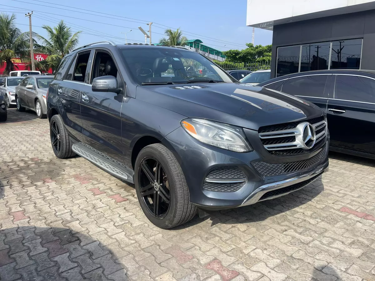 Mercedes-Benz GLE 350   - 2016