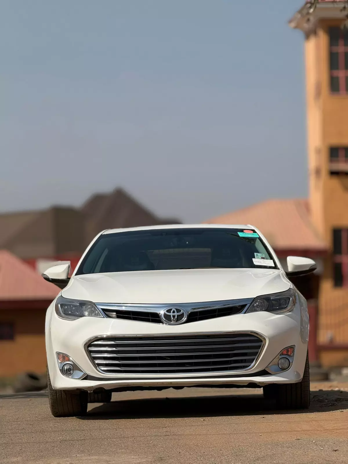 Toyota Avalon   - 2013