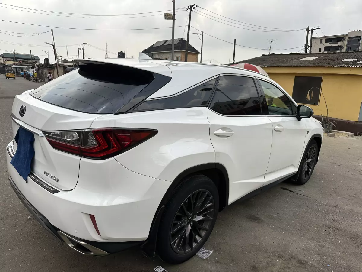 Lexus RX 350   - 2019