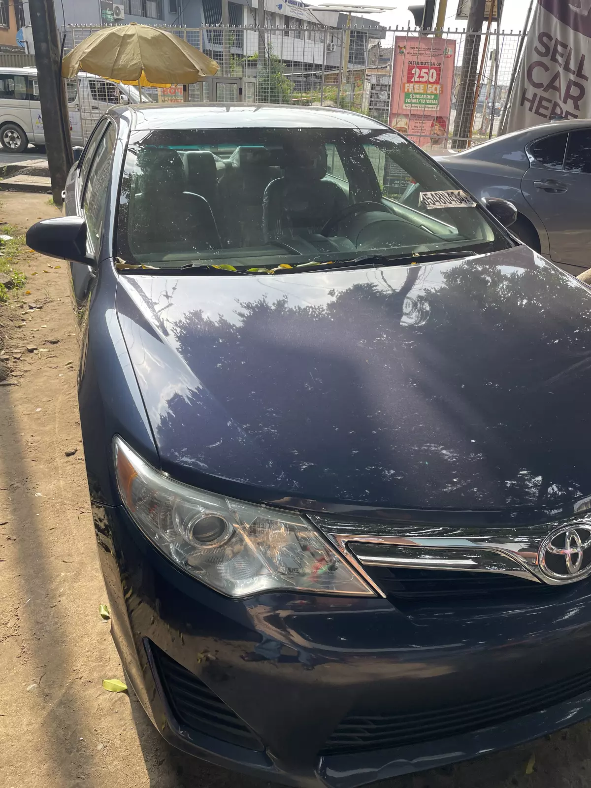 Toyota Camry   - 2014