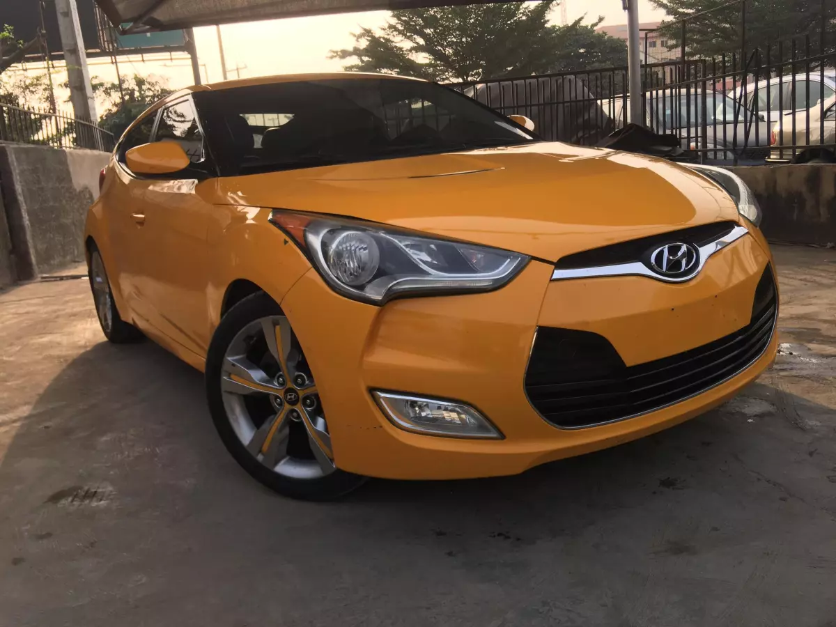 Hyundai Veloster