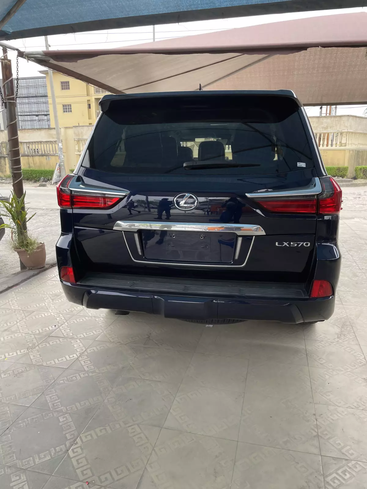 Lexus LX   - 2018