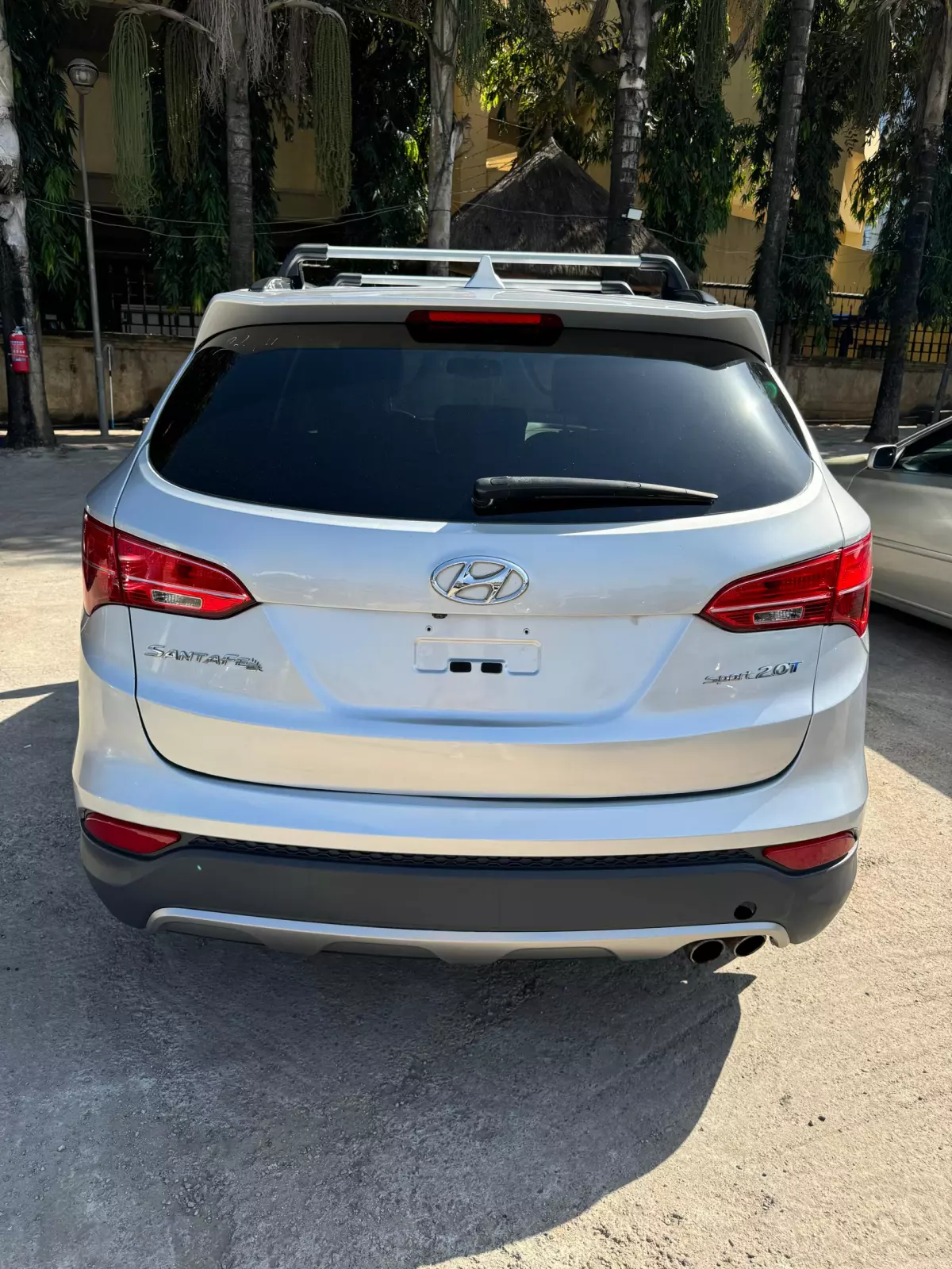 Hyundai Santa FE   - 2016