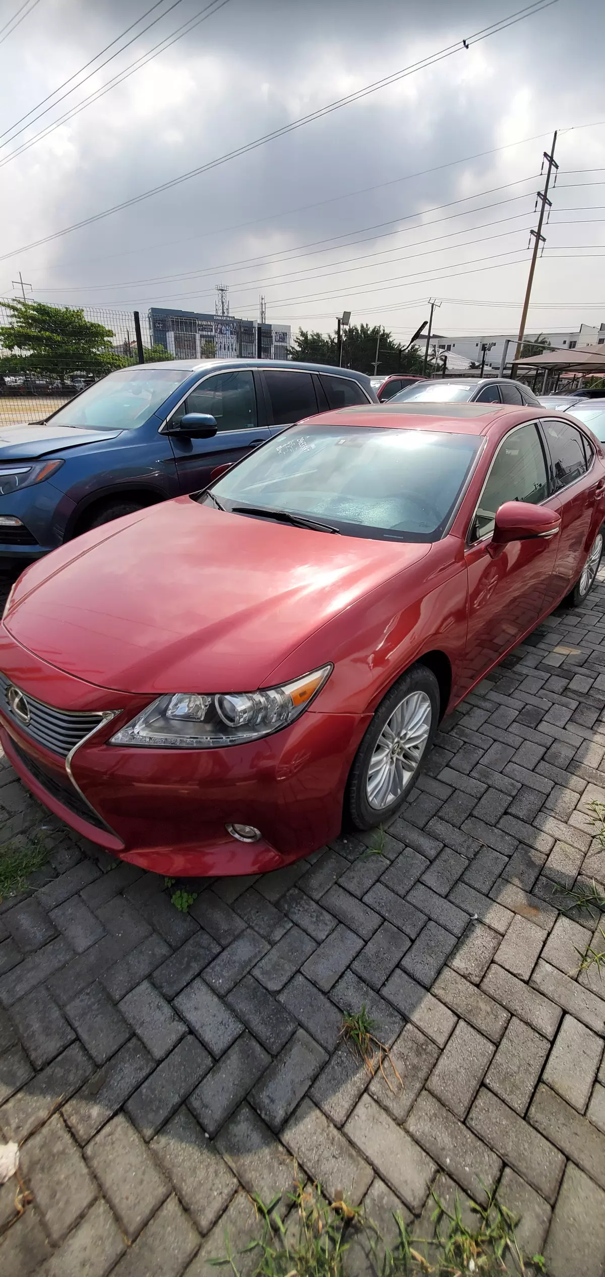 Lexus ES   - 2015