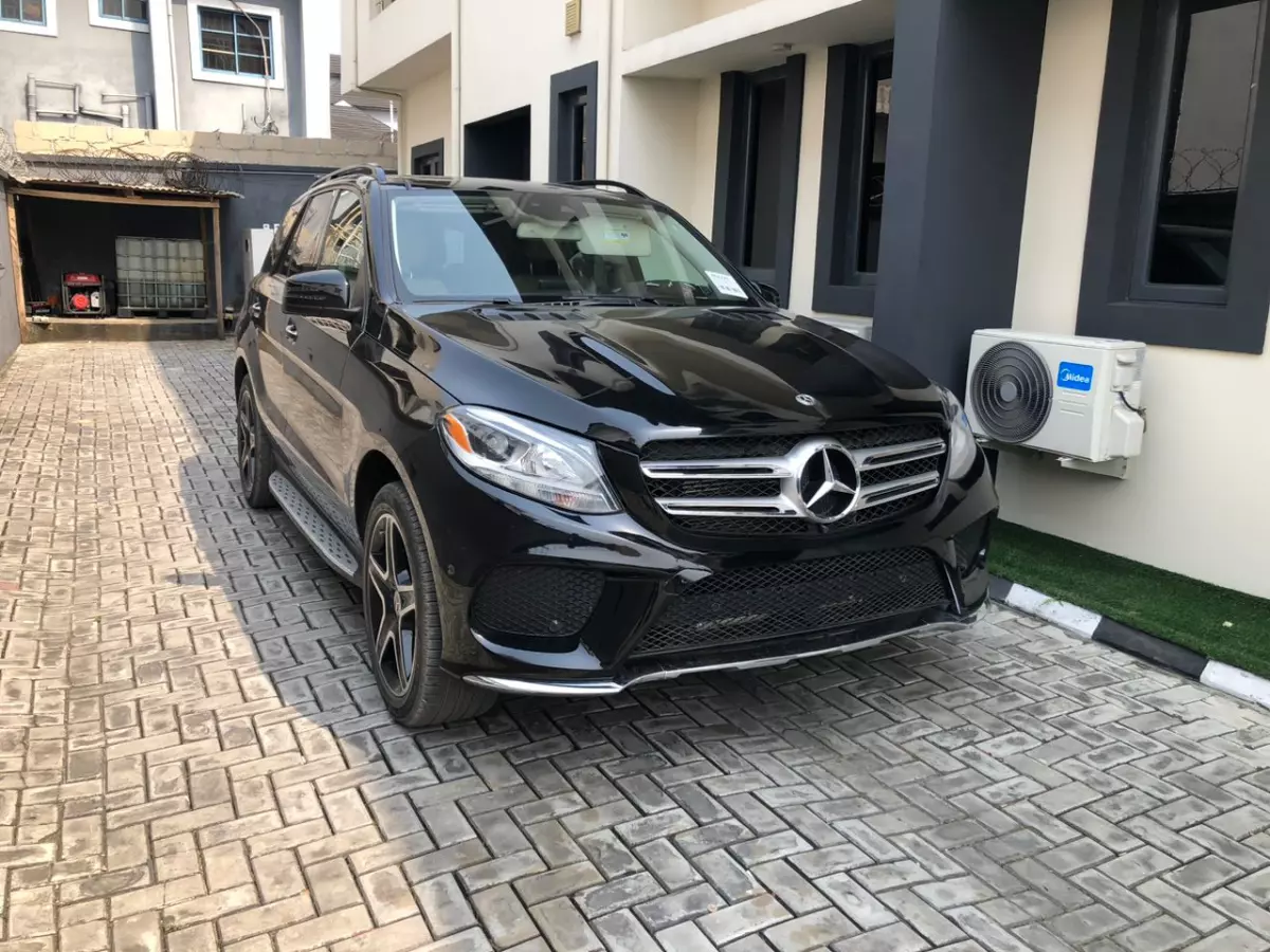 Mercedes-Benz GLE 350 - 2018