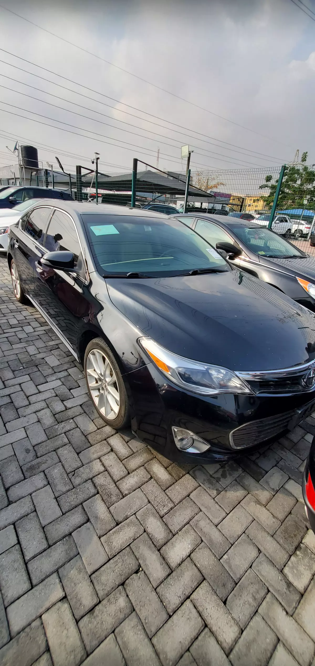 Toyota Avalon   - 2013