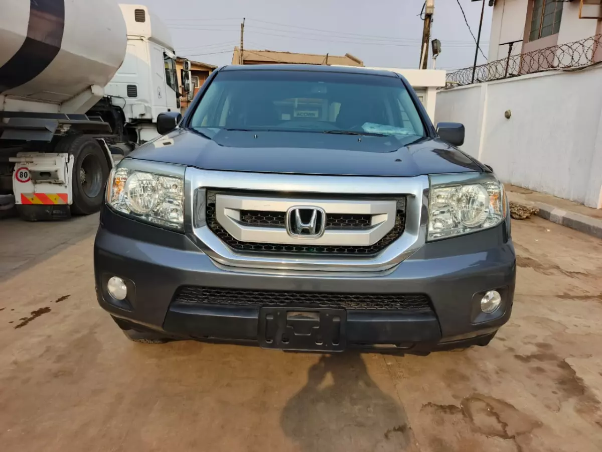 Honda Pilot - 2011