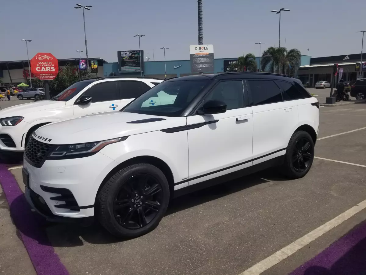 Land Rover Range Rover Velar   - 2020