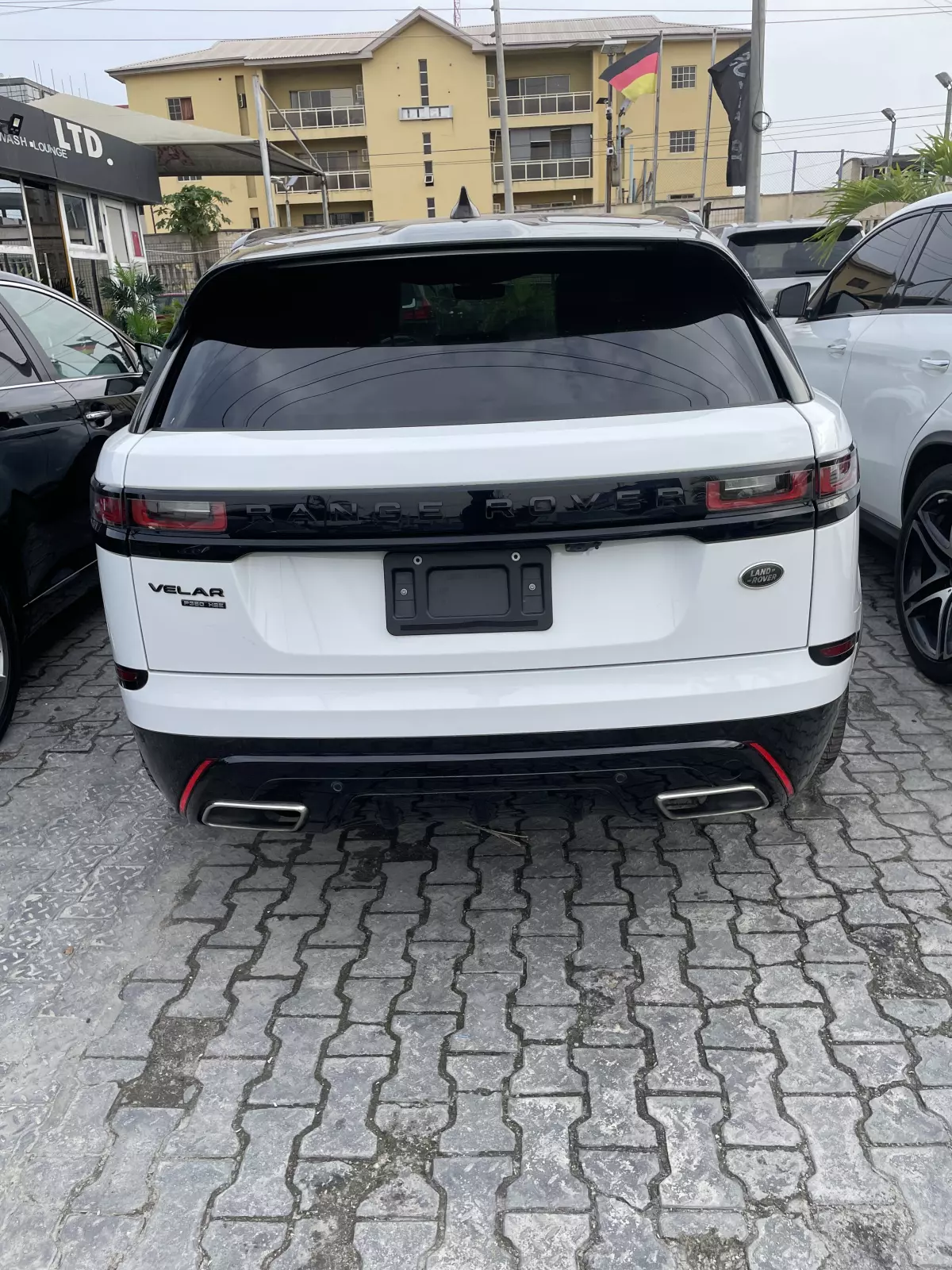 Land Rover Range Rover Velar   - 2020