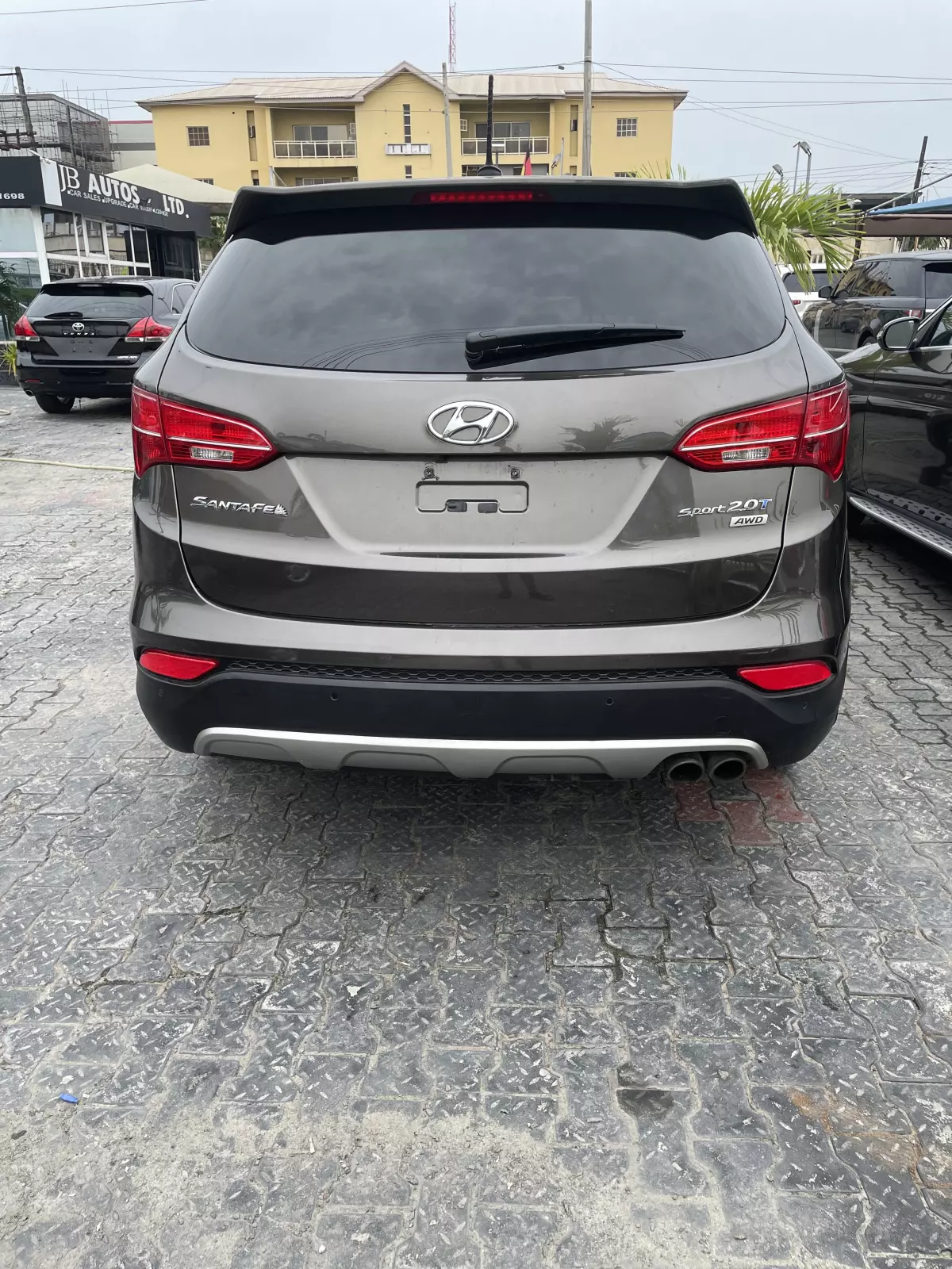 Hyundai Santa FE   - 2013