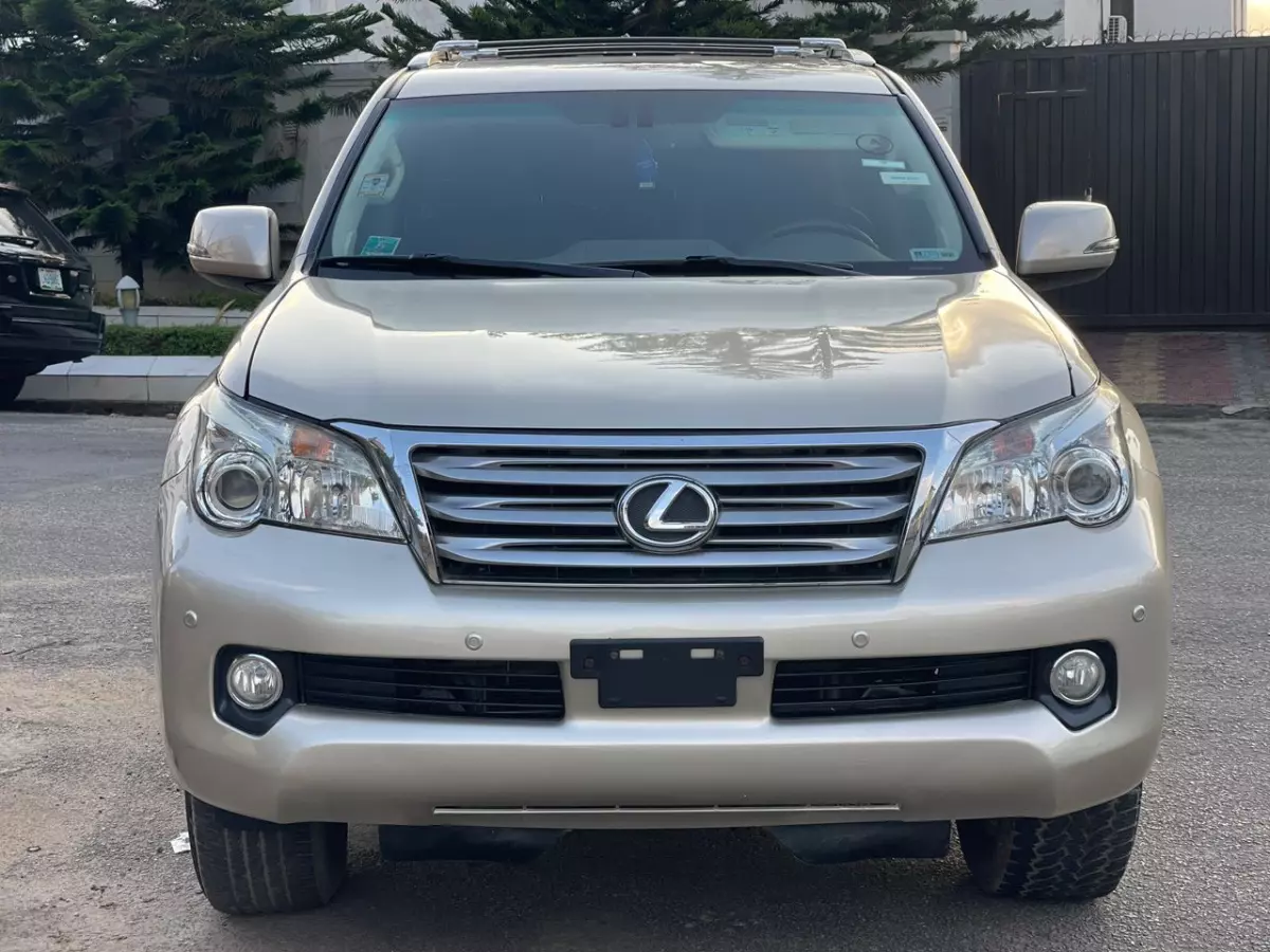 Lexus GX 460   - 2010