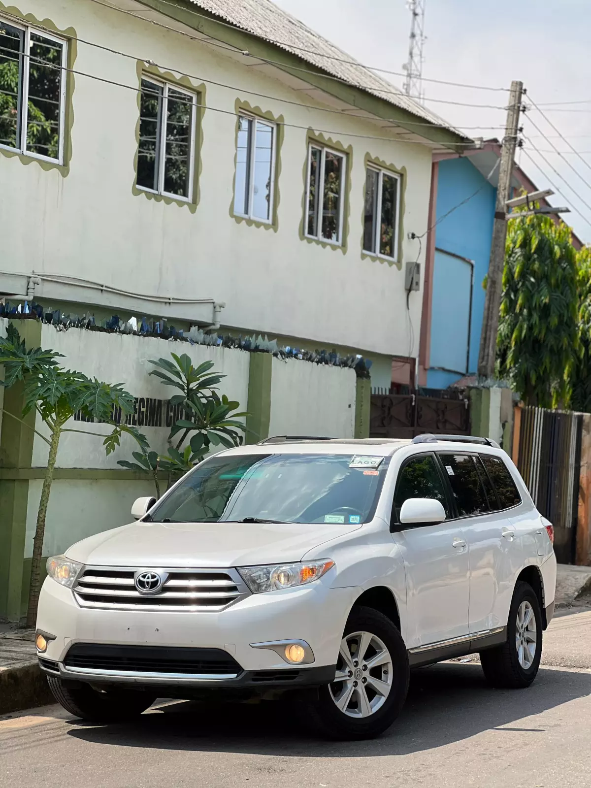 Toyota Highlander   - 2011