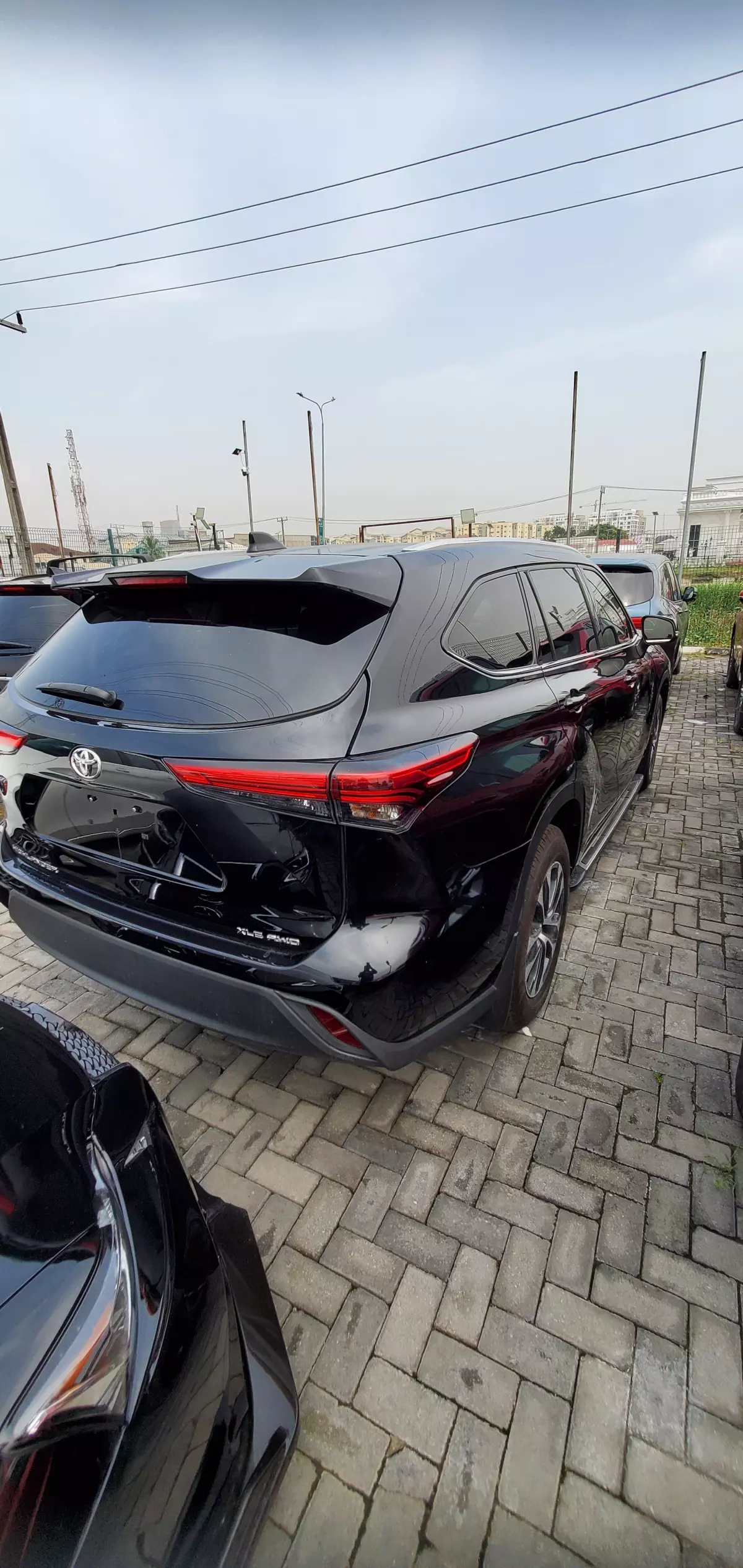 Toyota Highlander   - 2022