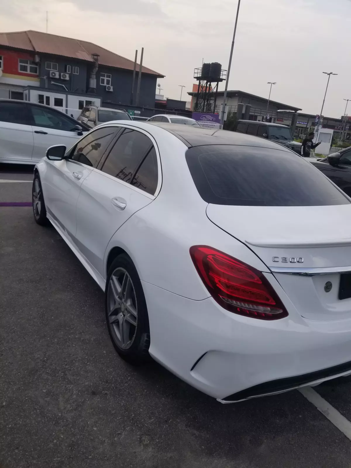 Mercedes-Benz C-class   - 2015