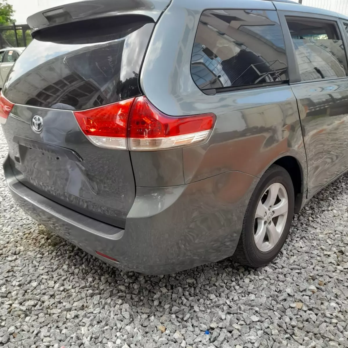 Toyota Sienna   - 2012