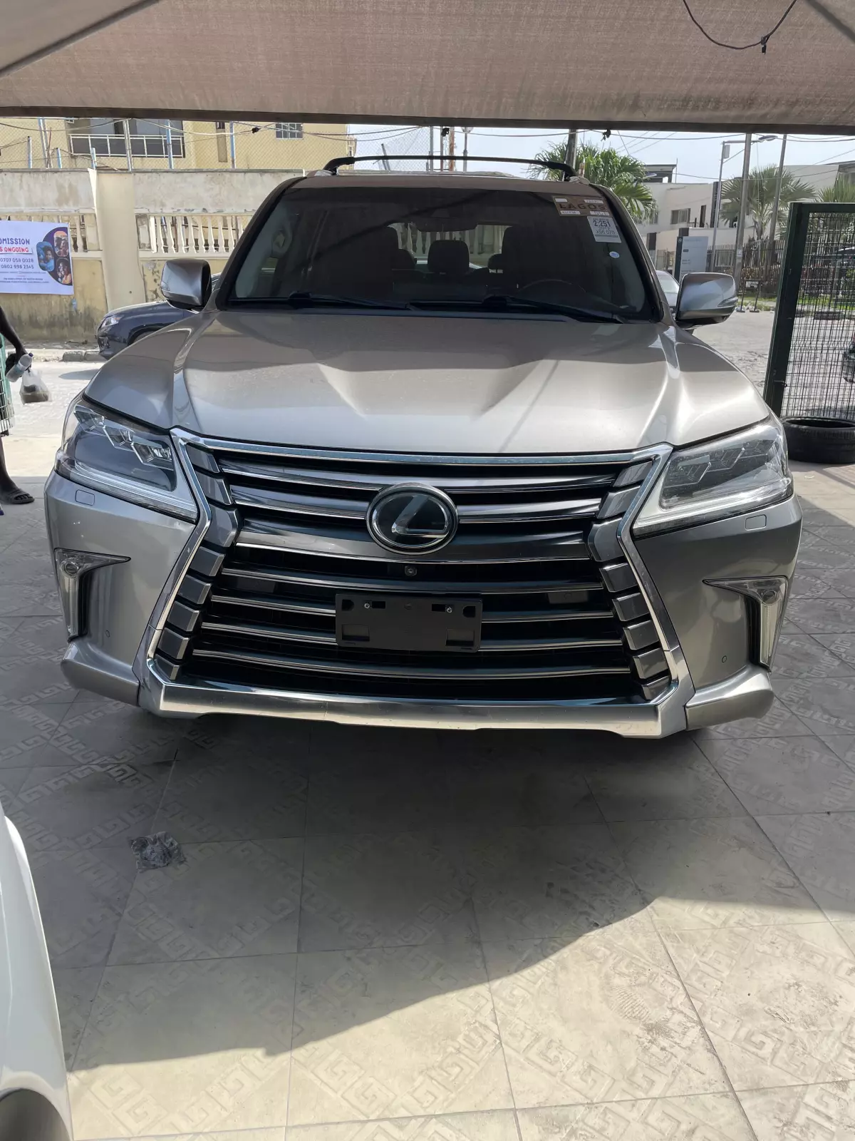 Lexus LX   - 2017