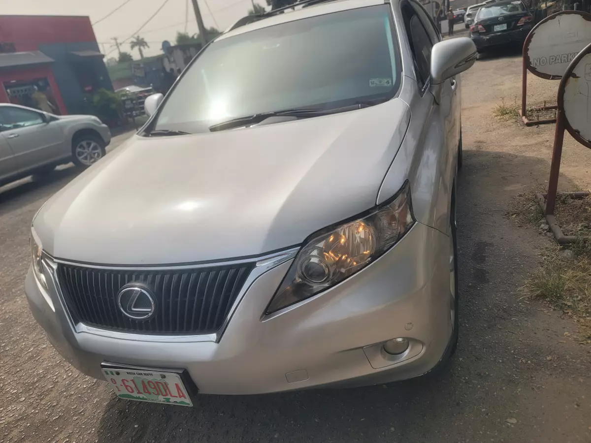 Lexus RX 350   - 2010