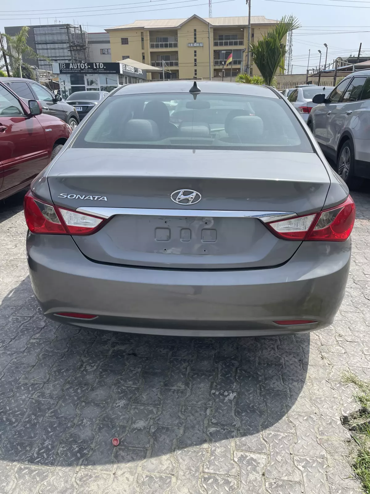 Hyundai Sonata   - 2012