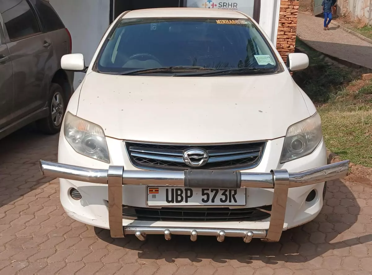 Toyota Fielder  - 2012
