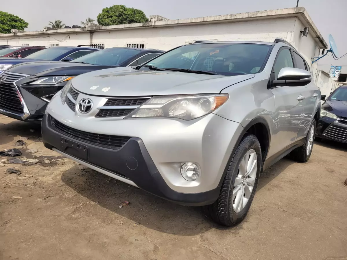 Toyota Rav4 - 2013