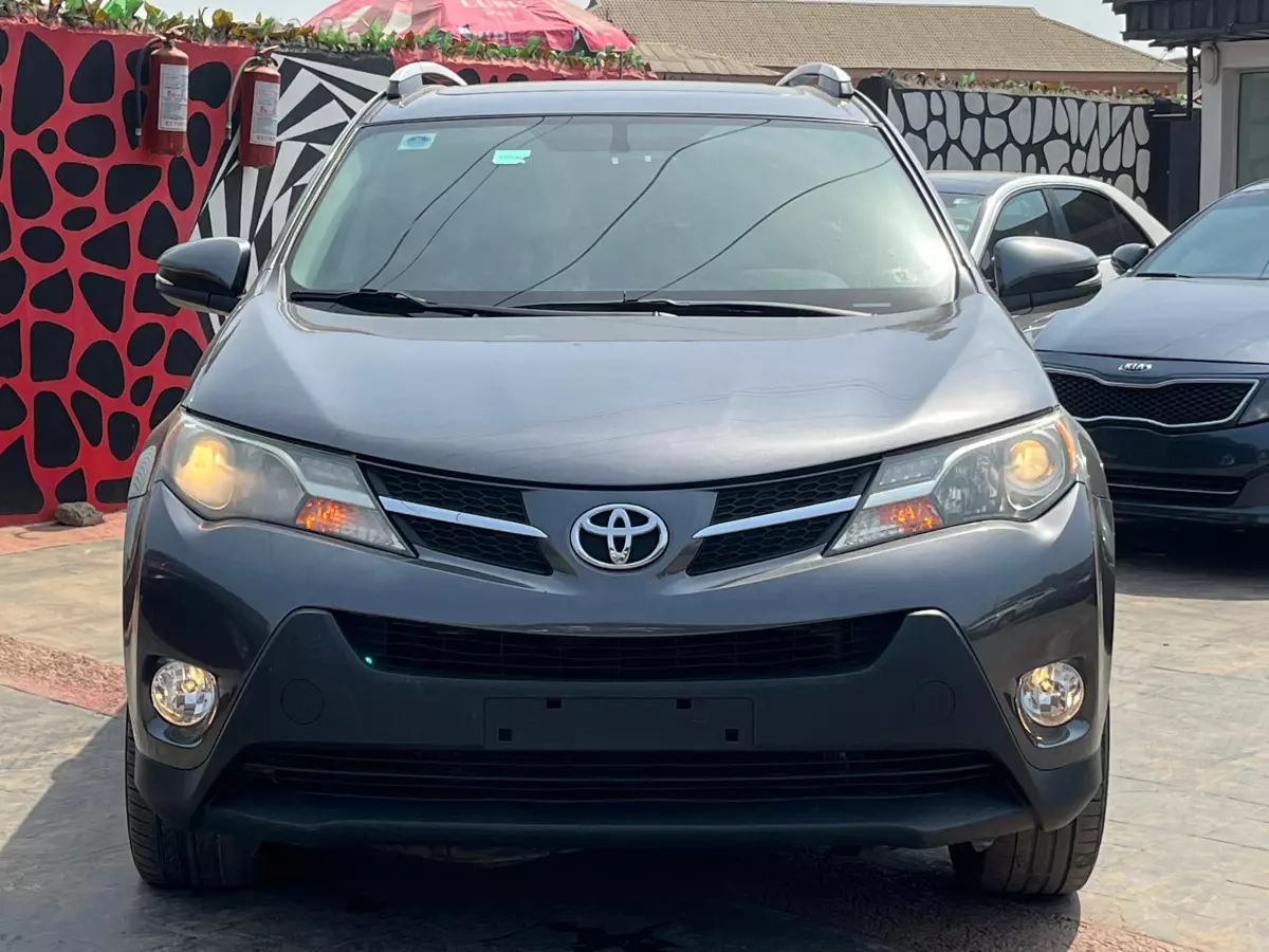 Toyota RAV 4   - 2013