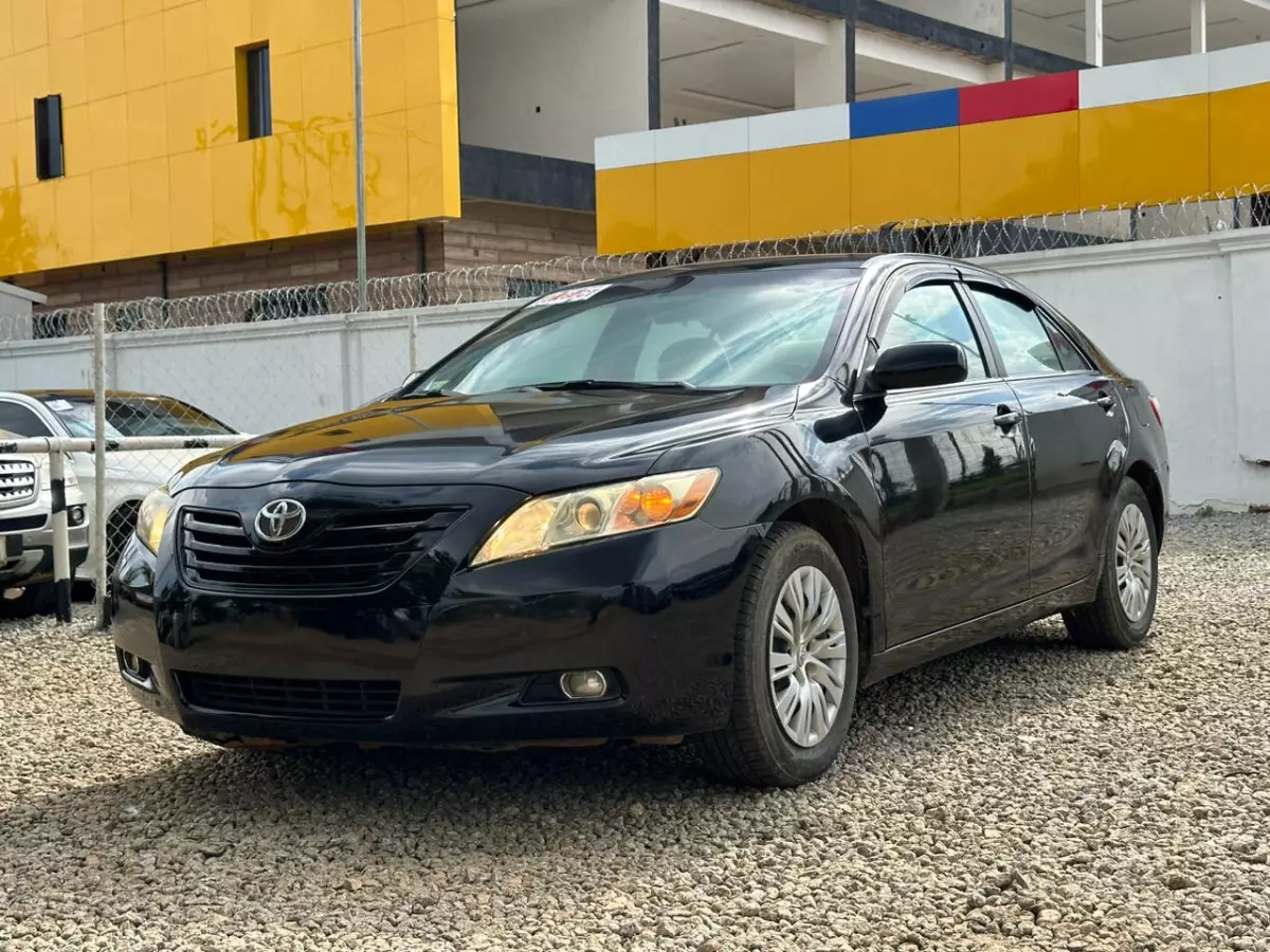 Toyota Camry   - 2007