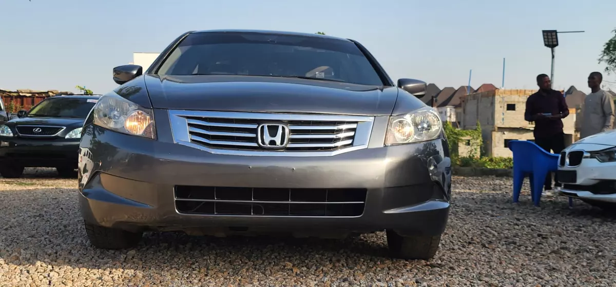 Honda Accord   - 2009