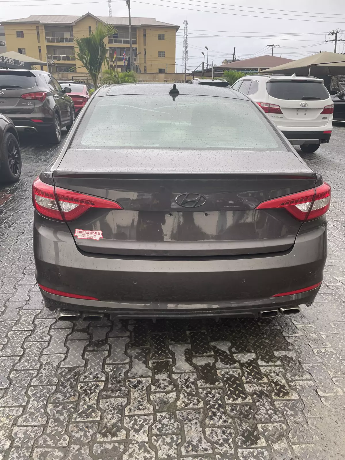 Hyundai Sonata   - 2015