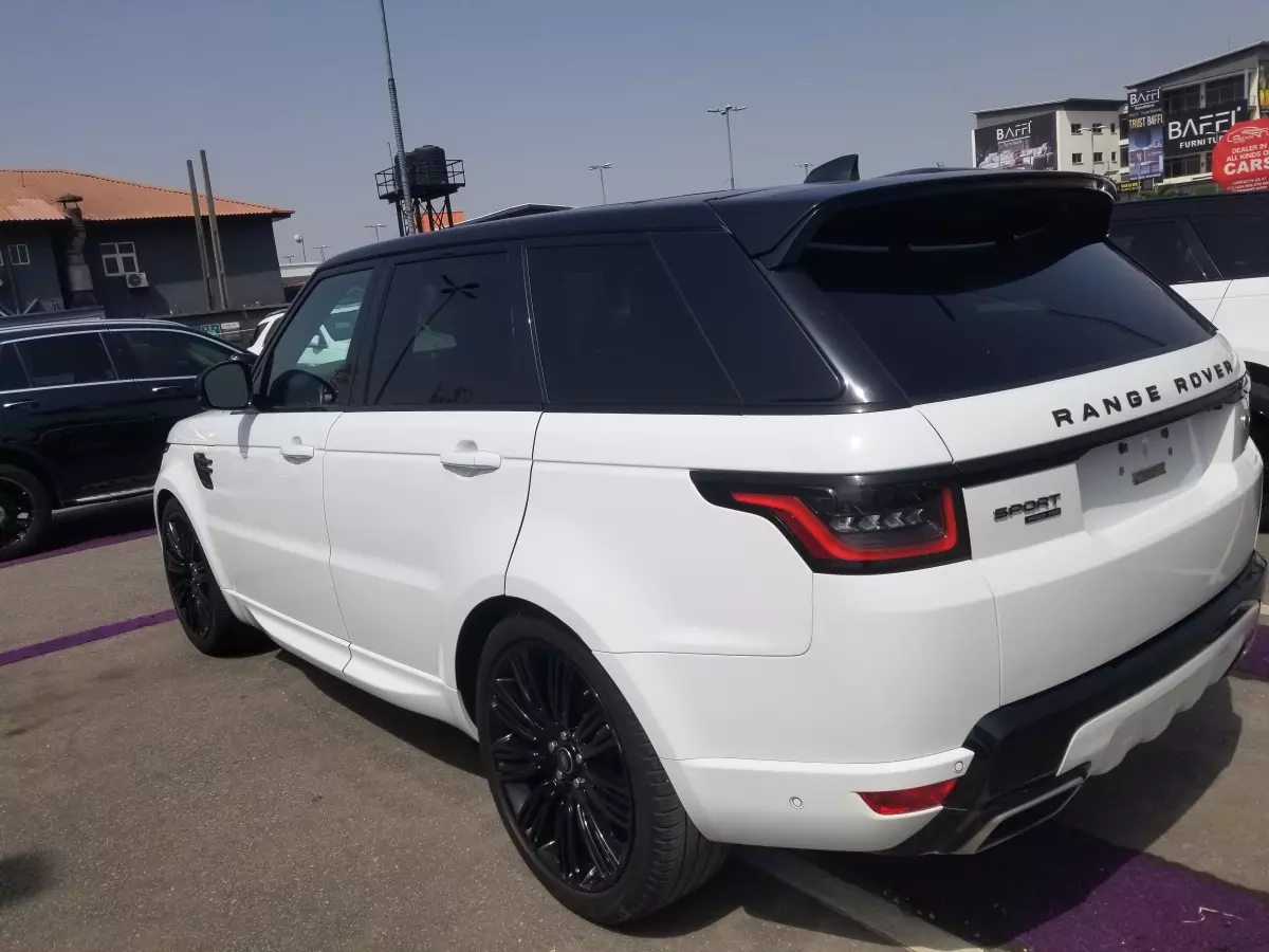 Land Rover Range Rover Sport   - 2022