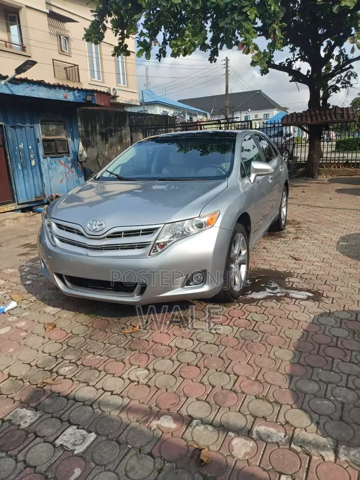 Toyota Venza   - 2015