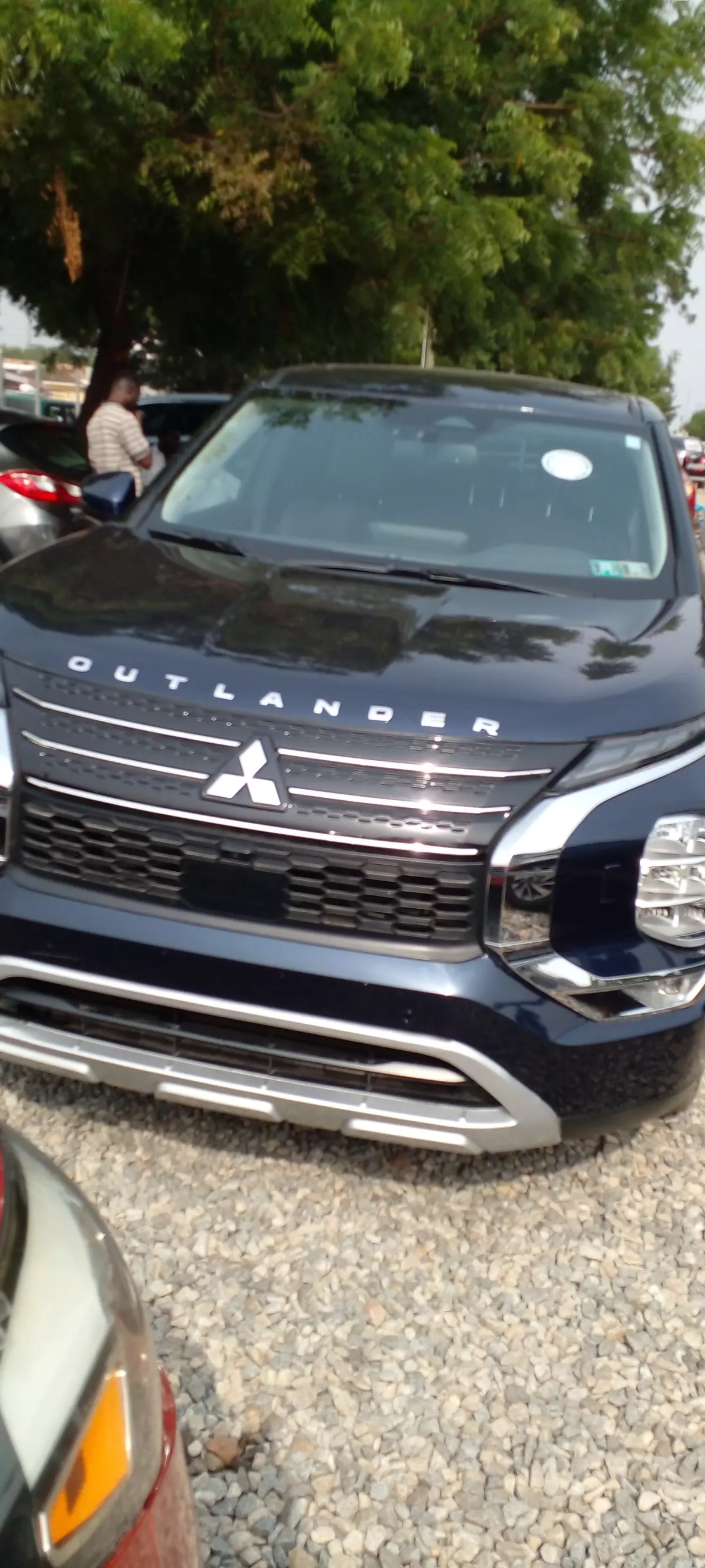 Mitsubishi OUTLANDER   - 2023