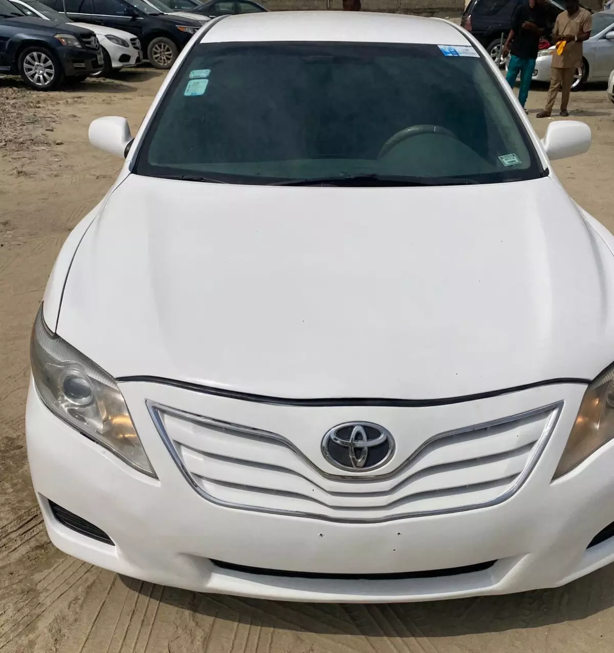 Toyota Camry   - 2011