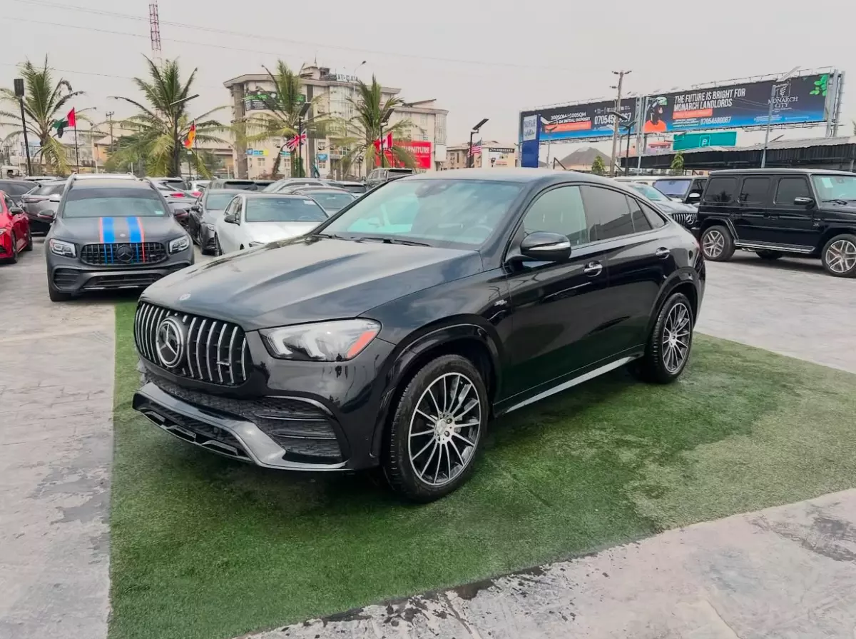 Mercedes-Benz GLE 53 AMG   - 2021