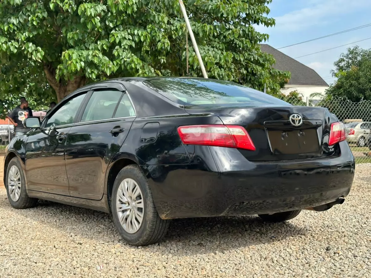 Toyota Camry   - 2007