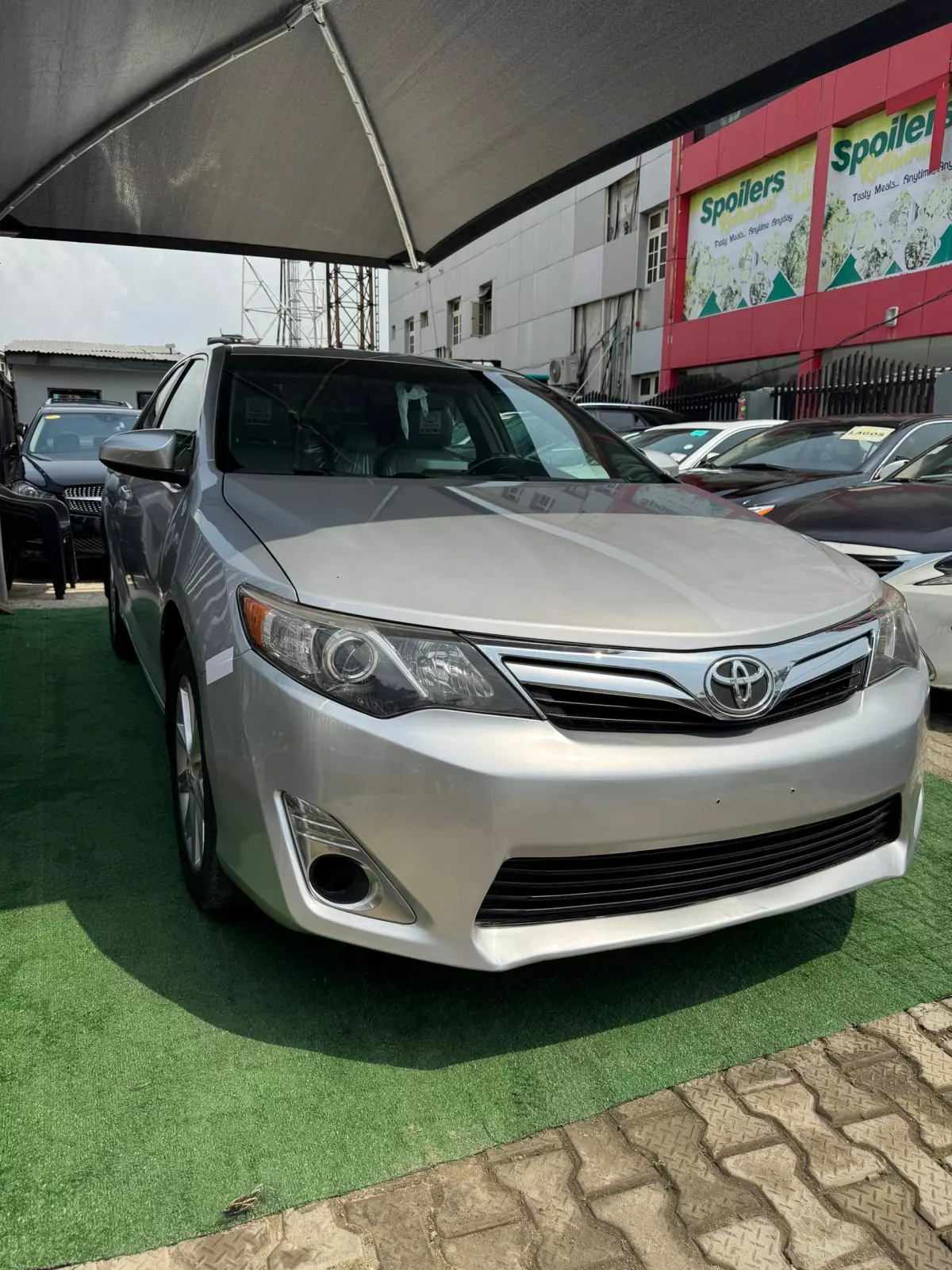 Toyota Camry   - 2014