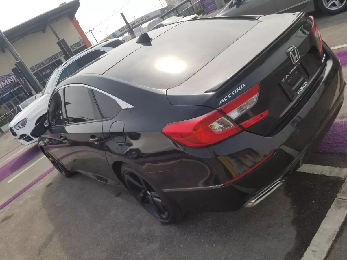 Honda Accord   - 2019