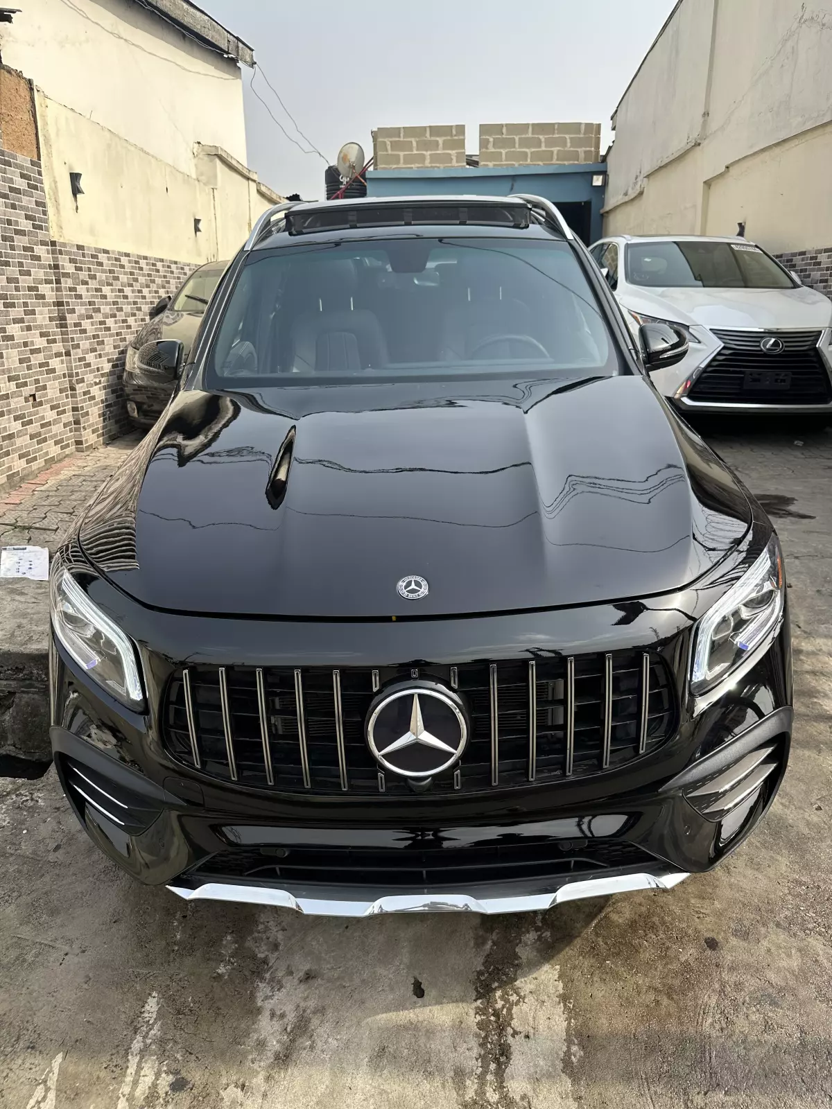 Mercedes-Benz GLB 250   - 2020